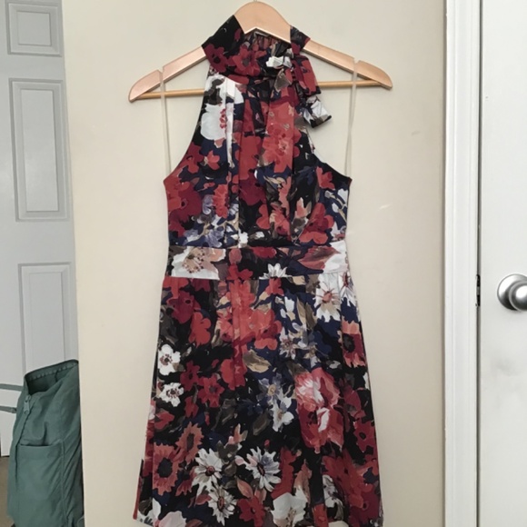 Modcloth Small Navy and Red Floral Halter Tie-Neck Dress NWOT - Picture 7 of 15